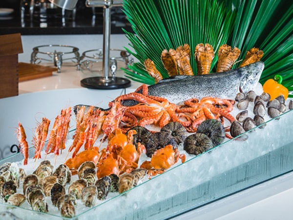 Khám phá top 3 nhà hàng buffet hải sản ngon nổi tiếng Hà Nội 