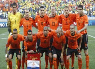 Huyền thoại cơn lốc da cam của đội tuyển Hà Lan