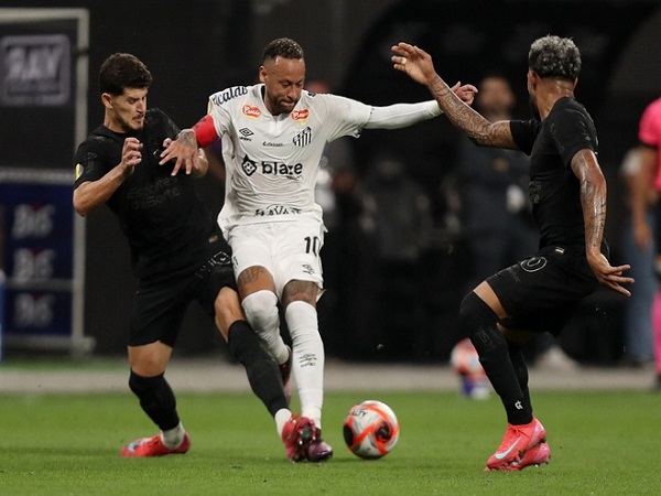 Santos FC – Nơi khởi đầu sự nghiệp