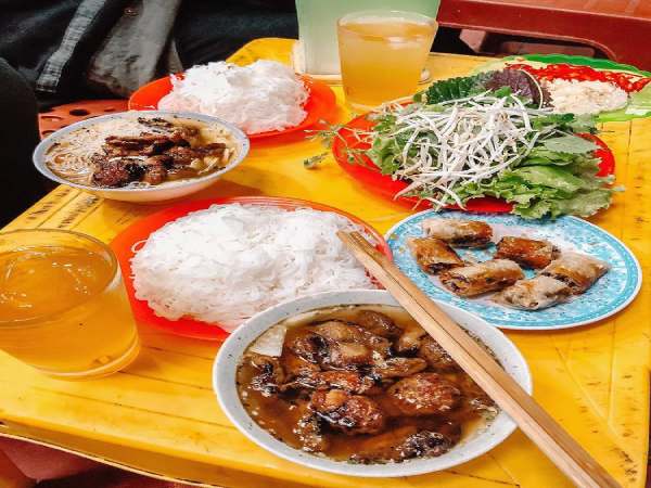 Bún chả Tuyết 34 Hàng Than