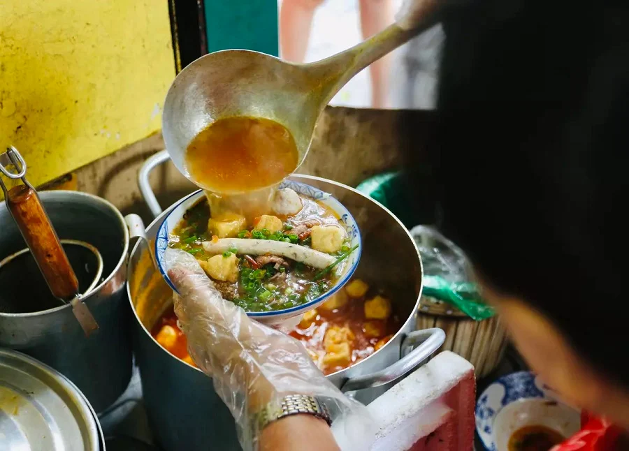 Quán bún riêu cua Tuấn Anh