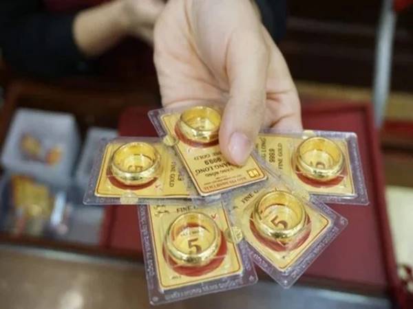 Cảnh báo từ giấc mơ mua vàng: Khi vàng mang sắc thái tiêu cực