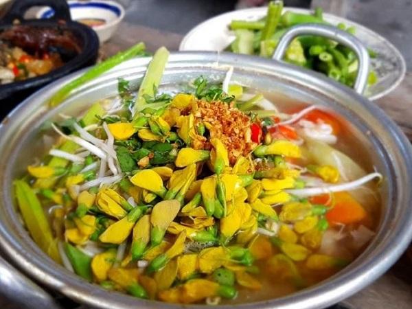 Nguồn gốc món canh chua cá linh bông điên điển